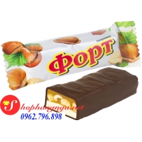 Kẹo socola nhân hạt dẻ Fort của Nga